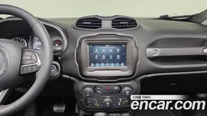 Jeep Renegade, 2022 — миниатюра 20