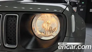 Jeep Renegade, 2022 — миниатюра 8