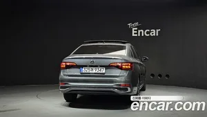 Volkswagen Jetta, 2023 — миниатюра 4
