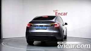 Tesla Model Y, 2024 — миниатюра 4