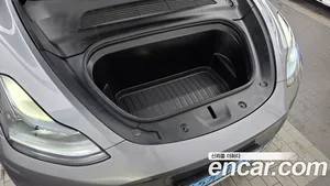 Tesla Model Y, 2024 — миниатюра 6