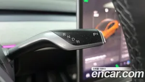 Tesla Model Y, 2024 — миниатюра 9