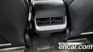 Tesla Model Y, 2024 — миниатюра 19