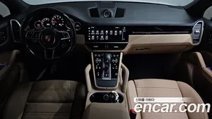 Porsche Cayenne, 2022 — миниатюра 10