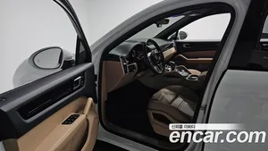 Porsche Cayenne, 2022 — миниатюра 13