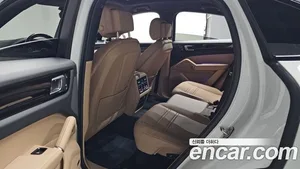 Porsche Cayenne, 2022 — миниатюра 16