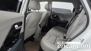 Kia Niro, 2016 — миниатюра 17
