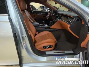 Bentley Flying Spur, 2021 — миниатюра 7