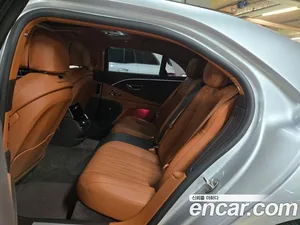 Bentley Flying Spur, 2021 — миниатюра 13