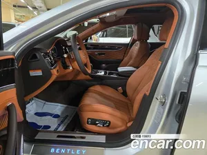 Bentley Flying Spur, 2021 — миниатюра 15