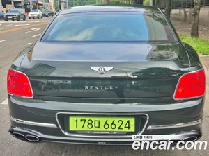 Bentley Flying Spur, 2024 — миниатюра 4