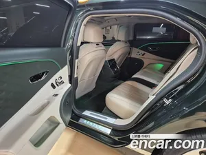 Bentley Flying Spur, 2024 — миниатюра 9