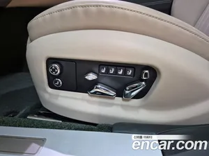 Bentley Flying Spur, 2024 — миниатюра 10