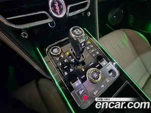 Bentley Flying Spur, 2024 — миниатюра 14