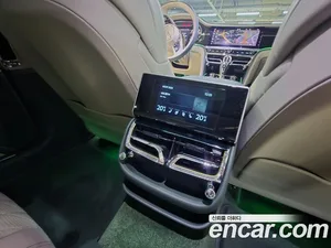 Bentley Flying Spur, 2024 — миниатюра 15