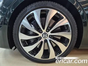 Bentley Flying Spur, 2024 — миниатюра 19