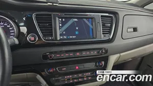Kia Carnival, 2015 — миниатюра 18