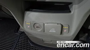 Kia Carnival, 2015 — миниатюра 26