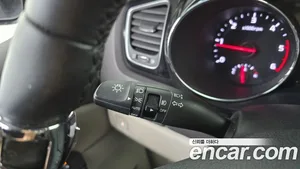 Kia Carnival, 2015 — миниатюра 33