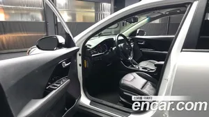 Kia Niro, 2019 — миниатюра 10