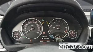 BMW 3-Series, 2018 — миниатюра 11
