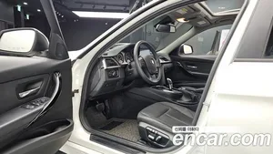 BMW 3-Series, 2018 — миниатюра 13