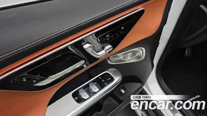 Mercedes-Benz GLC-Class, 2024 — миниатюра 27
