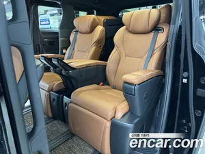 Toyota Alphard, 2024 — миниатюра 10