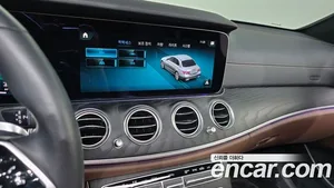Mercedes-Benz E-Class, 2023 — миниатюра 14