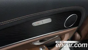 Mercedes-Benz E-Class, 2023 — миниатюра 17