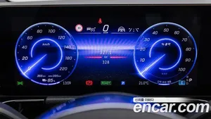 Mercedes-Benz EQA, 2025 — миниатюра 8