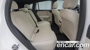 Mercedes-Benz EQA, 2025 — миниатюра 10