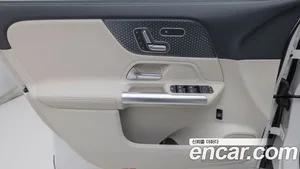 Mercedes-Benz EQA, 2025 — миниатюра 15