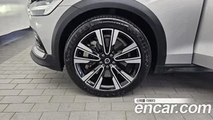 Volvo V60, 2024 — миниатюра 5