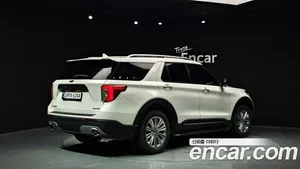 Ford Explorer, 2023 — миниатюра 2
