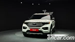Ford Explorer, 2023 — миниатюра 3