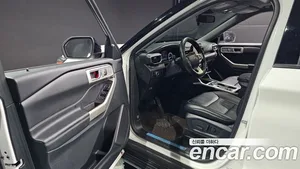 Ford Explorer, 2023 — миниатюра 13