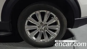 Ford Explorer, 2023 — миниатюра 7