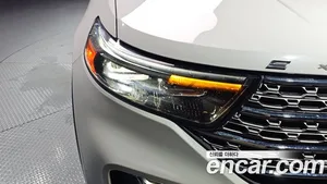 Ford Explorer, 2023 — миниатюра 8