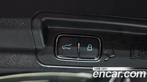 Ford Explorer, 2023 — миниатюра 33