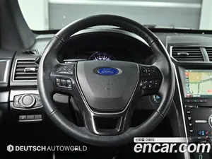 Ford Explorer, 2018 — миниатюра 13