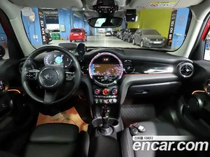 Mini Cooper, 2021 — миниатюра 7