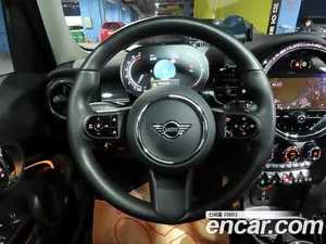 Mini Cooper, 2021 — миниатюра 11