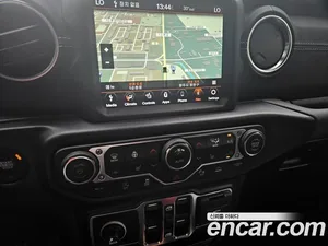 Jeep Wrangler, 2022 — миниатюра 8