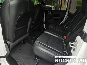 Jeep Wrangler, 2022 — миниатюра 16