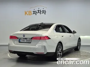 BMW 5-Series, 2025 — миниатюра 2