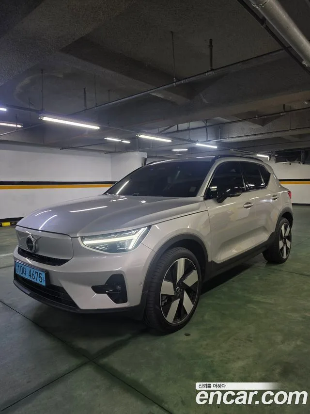 Volvo XC40, 2023 — фото автомобиля из Кореи