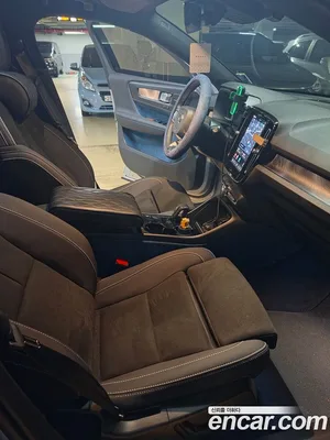 Volvo XC40, 2023 — миниатюра 7