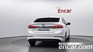 Hyundai Avante, 2017 — миниатюра 4