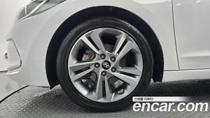 Hyundai Avante, 2017 — миниатюра 5